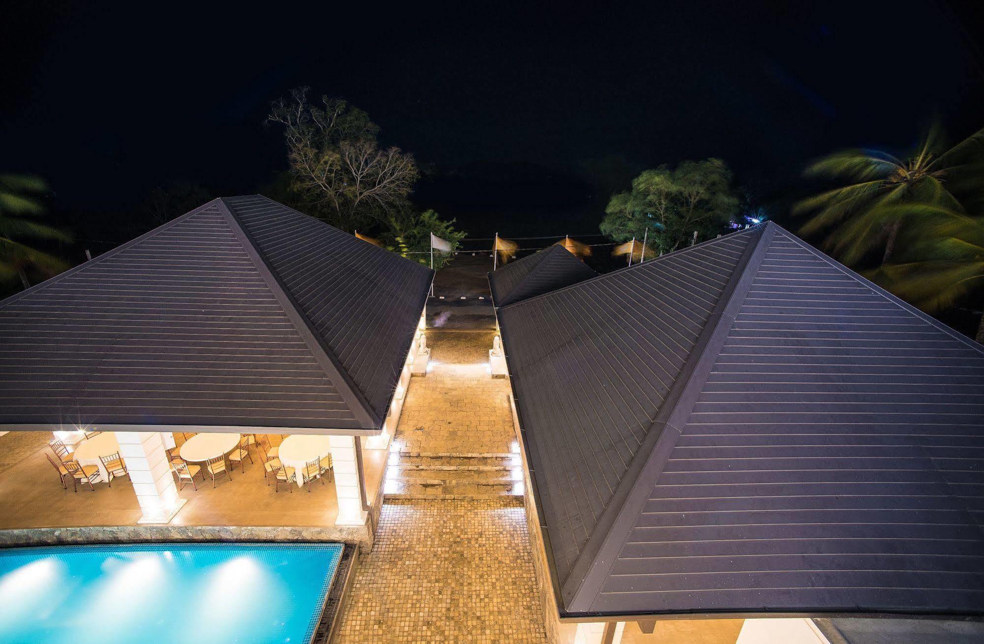 Kevans Casa マヒヤンガナ エクステリア 写真